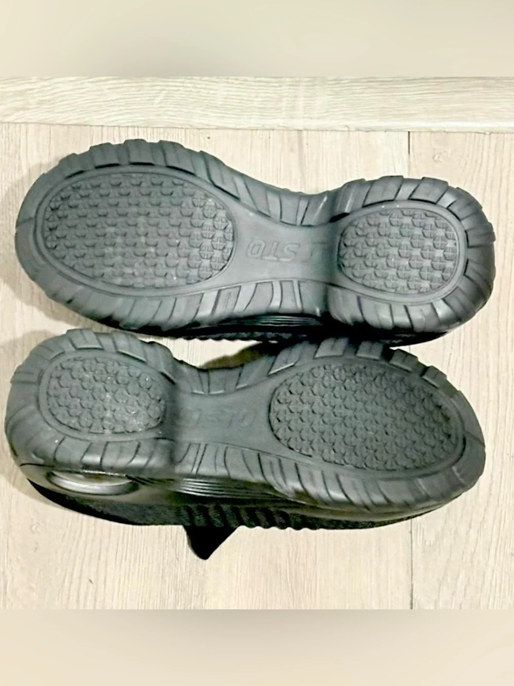 STQ Black Knit Slip-On Women's Sneakers